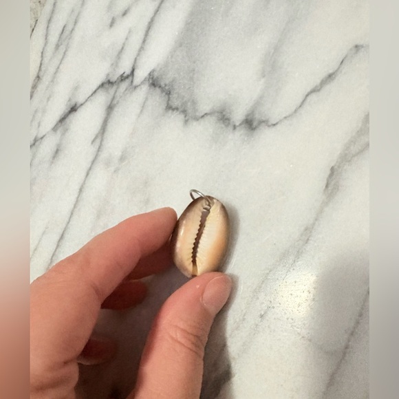 Shell pendant - Picture 3 of 5